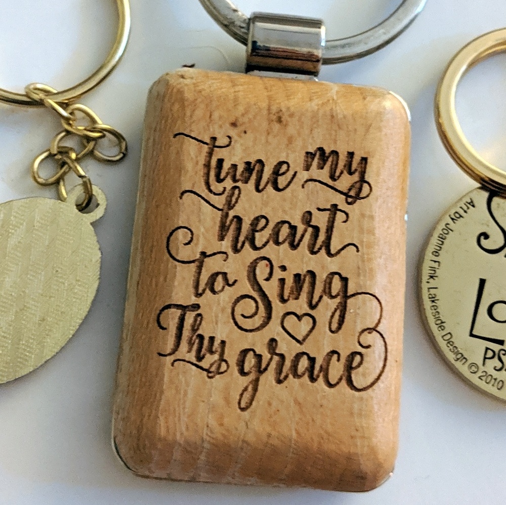 3 Religious Keychains - Picture 6 of 6